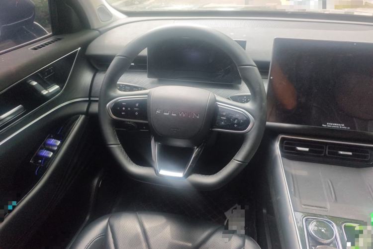 Used Chery Fengyun T9 2024 120 Long-Range Luxury Version 5 Seats Ternary Lithium Steering Wheel