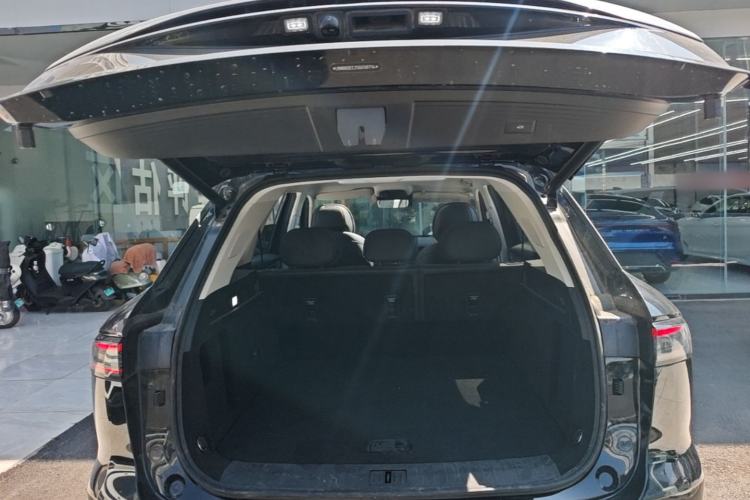 Used Chery Fengyun T9 2024 120 Long-Range Standard Version 5 Seats Lithium-NMC Battery Trunk