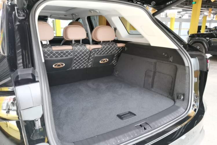 Used Chery Fengyun T9 2024 210 Ultra-Long Range Luxury Version 5 Seats Manganese Iron Phosphate Lithium Trunk
