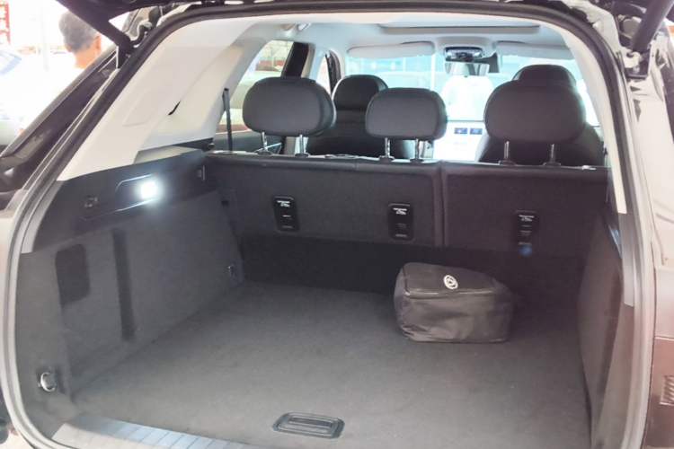 Used Chery Fengyun T9 2024 120 Long-Range Luxury Version 5 Seats Lithium Iron Phosphate Trunk
