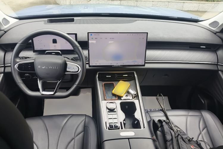 Used Chery Fengyun T9 2024 120 Long-Range Flagship Version 7 Seats Ternary Lithium Center Console