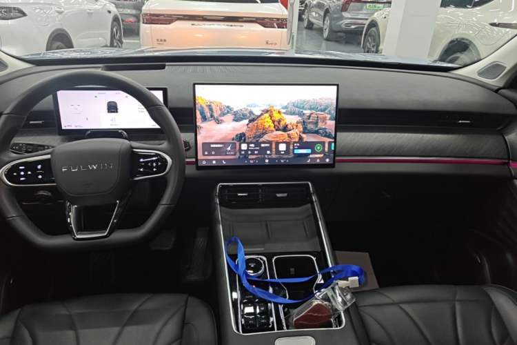 Used Chery Fengyun T9 2024 120 Long-Range Flagship Version 7 Seats Ternary Lithium Center Console