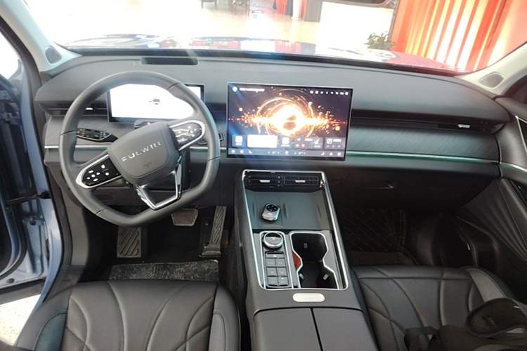 Used Chery Fengyun T9 2024 120 Long-Range Flagship Version 7 Seats Ternary Lithium Center Console