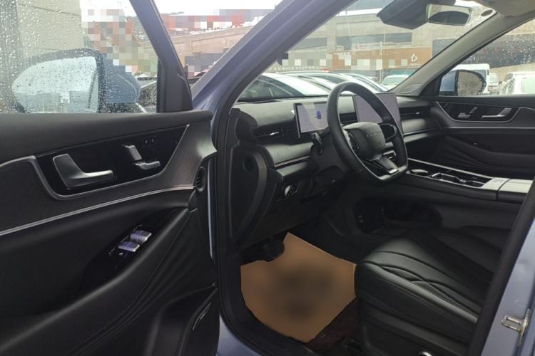 Used Chery Fengyun T9 2024 120 Long-Range Flagship Version 7 Seats Ternary Lithium Driver Seat