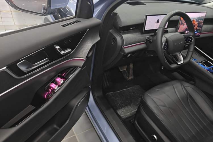 Used Chery Fengyun T9 2024 120 Long-Range Flagship Version 7 Seats Ternary Lithium Driver Seat