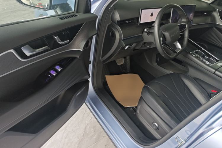 Used Chery Fengyun T9 2024 120 Long-Range Flagship Version 7 Seats Ternary Lithium Driver Seat