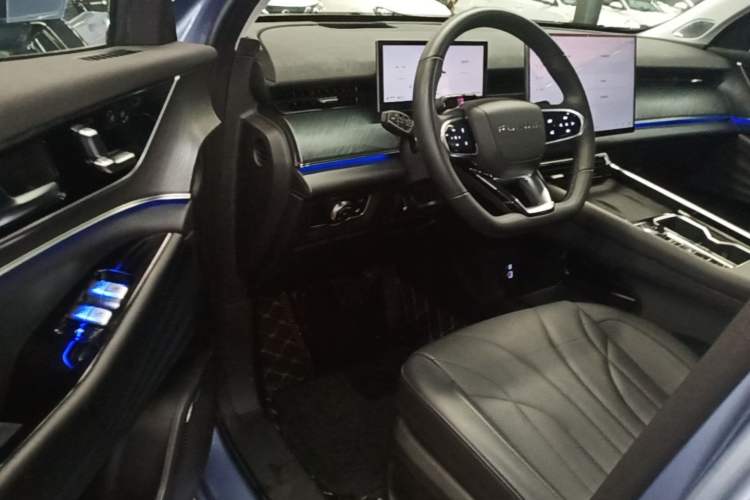 Used Chery Fengyun T9 2024 120 Long-Range Flagship Version 7 Seats Ternary Lithium Driver Seat