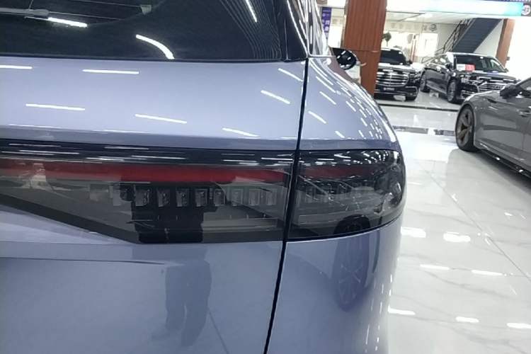 Used Chery Fengyun T9 2024 120 Long-Range Flagship Version 7 Seats Ternary Lithium Exterior 3