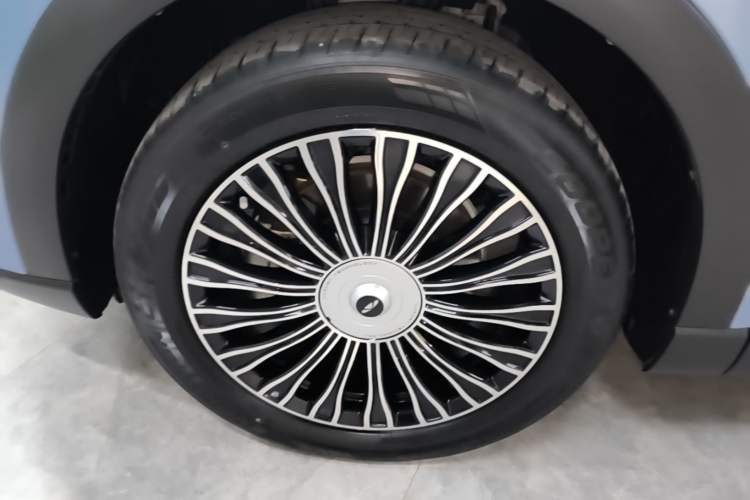 Used Chery Fengyun T9 2024 120 Long-Range Flagship Version 7 Seats Ternary Lithium Exterior 4