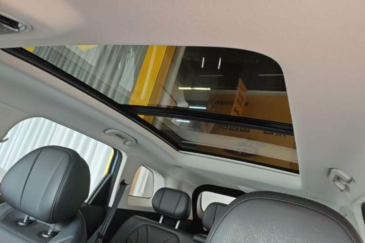 Used Chery Fengyun T9 2024 120 Long-Range Flagship Version 7 Seats Ternary Lithium Headliner