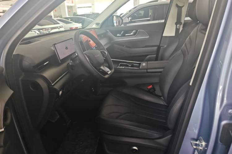 Used Chery Fengyun T9 2024 120 Long-Range Flagship Version 7 Seats Ternary Lithium Left Front Seat
