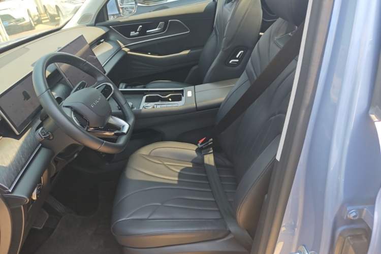 Used Chery Fengyun T9 2024 120 Long-Range Flagship Version 7 Seats Ternary Lithium Left Front Seat