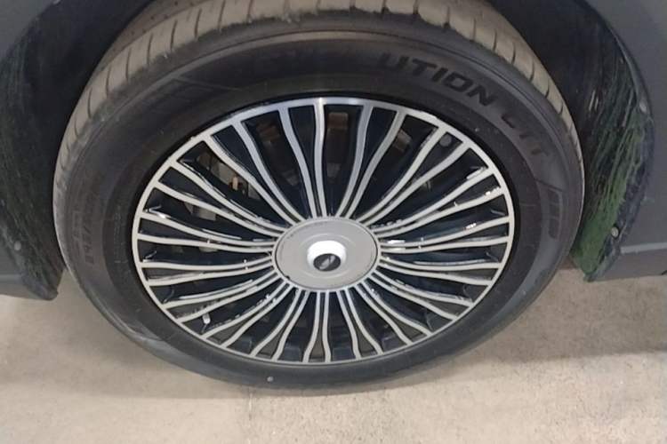 Used Chery Fengyun T9 2024 120 Long-Range Flagship Version 7 Seats Ternary Lithium Left Front Wheel Hub