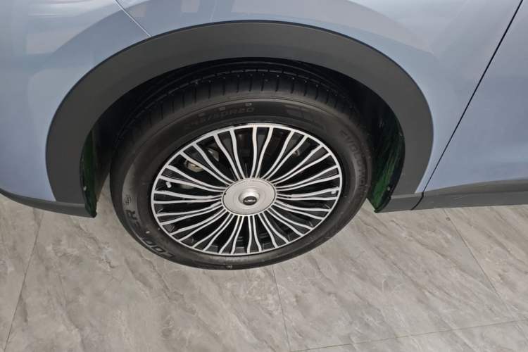 Used Chery Fengyun T9 2024 120 Long-Range Flagship Version 7 Seats Ternary Lithium Left Front Wheel Hub