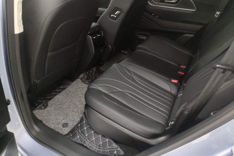Used Chery Fengyun T9 2024 120 Long-Range Flagship Version 7 Seats Ternary Lithium Left Rear Seat