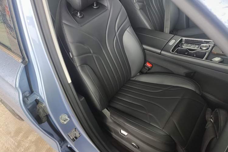 Used Chery Fengyun T9 2024 120 Long-Range Flagship Version 7 Seats Ternary Lithium Right Front Seat