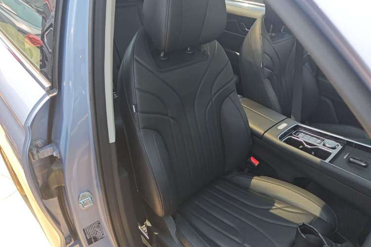 Used Chery Fengyun T9 2024 120 Long-Range Flagship Version 7 Seats Ternary Lithium Right Front Seat