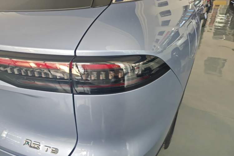 Used Chery Fengyun T9 2024 120 Long-Range Flagship Version 7 Seats Ternary Lithium Right Rear Taillight
