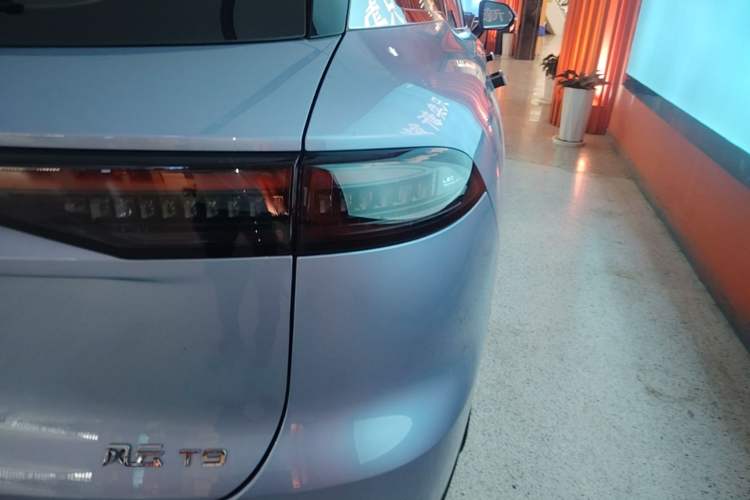 Used Chery Fengyun T9 2024 120 Long-Range Flagship Version 7 Seats Ternary Lithium Right Rear Taillight