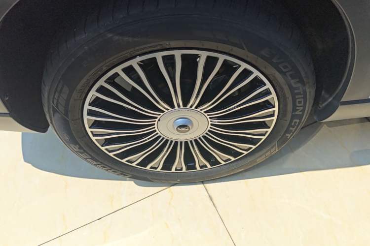 Used Chery Fengyun T9 2024 120 Long-Range Flagship Version 7 Seats Ternary Lithium Right Rear Wheel Hub