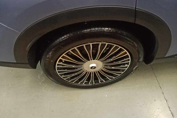 Used Chery Fengyun T9 2024 120 Long-Range Flagship Version 7 Seats Ternary Lithium Right Rear Wheel Hub