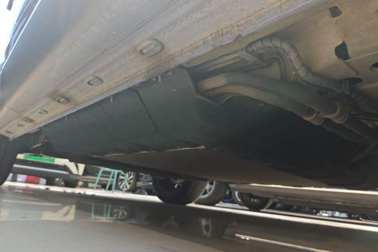 Used Chery Fengyun T9 2024 120 Long-Range Flagship Version 7 Seats Ternary Lithium Right Side Sill