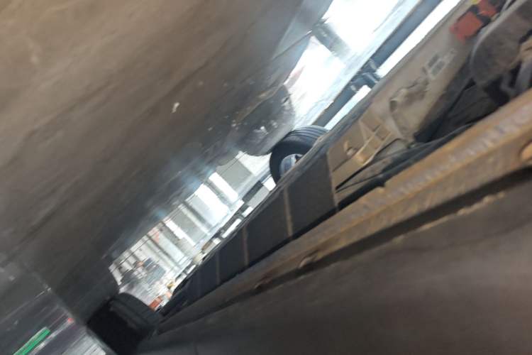 Used Chery Fengyun T9 2024 120 Long-Range Flagship Version 7 Seats Ternary Lithium Right Side Sill