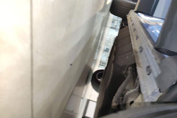 Used Chery Fengyun T9 2024 120 Long-Range Flagship Version 7 Seats Ternary Lithium Right Side Sill