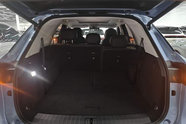 Used Chery Fengyun T9 2024 120 Long-Range Flagship Version 7 Seats Ternary Lithium Trunk