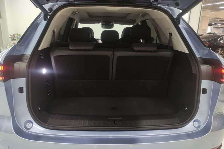 Used Chery Fengyun T9 2024 120 Long-Range Flagship Version 7 Seats Ternary Lithium Trunk