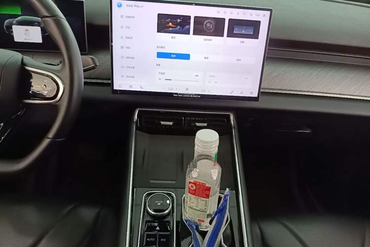 Used Chery Fengyun T9 2024 120 Long-Range Comfort Version 5-Seater with Ternary Lithium Battery Audio And AC Panel
