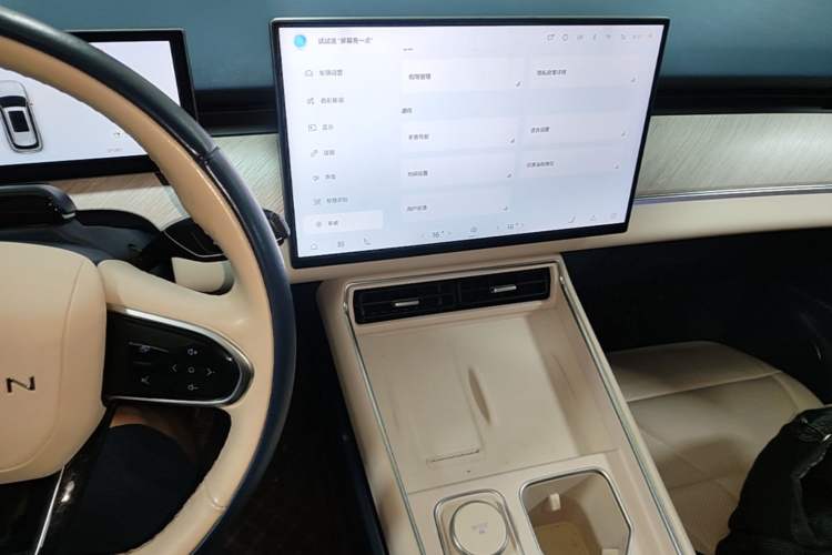 Used Chery Fengyun T9 2024 120 Long-Range Flagship Version 7 Seats Ternary Lithium Audio And AC Panel