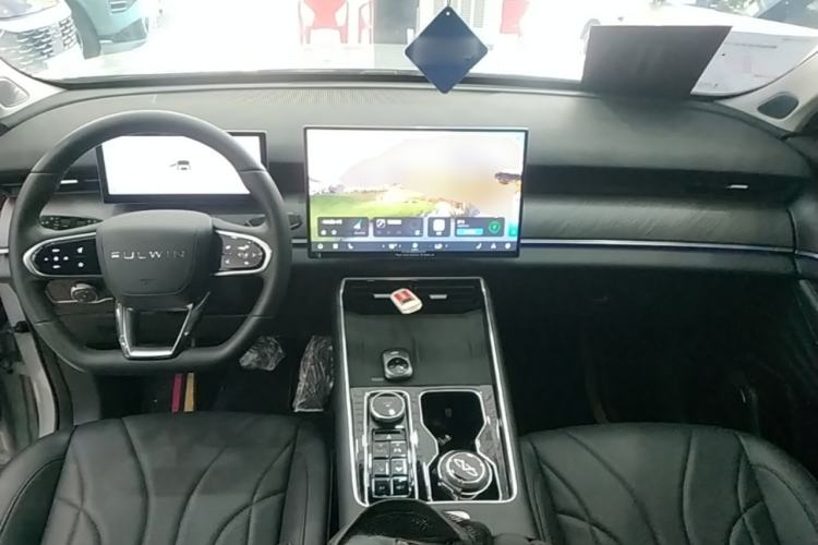 Used Chery Fengyun T9 2024 120 Long-Range Comfort Version 5 Seats Lithium Iron Phosphate Center Console