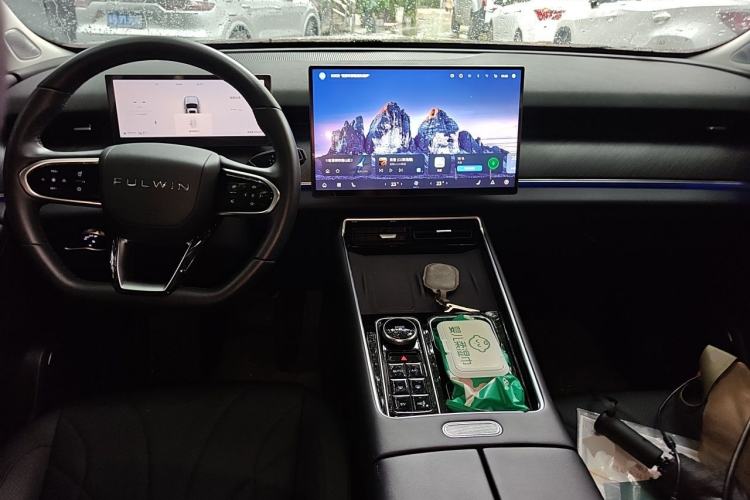 Used Chery Fengyun T9 2024 120 Long-Range Comfort Version 7-Seater Lithium-Ion Battery Center Console