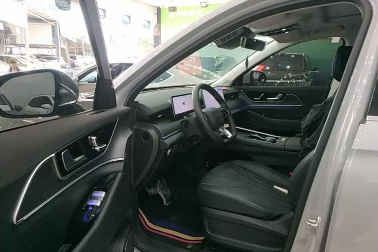 Used Chery Fengyun T9 2024 120 Long-Range Comfort Version 5 Seats Lithium Iron Phosphate Driver Seat