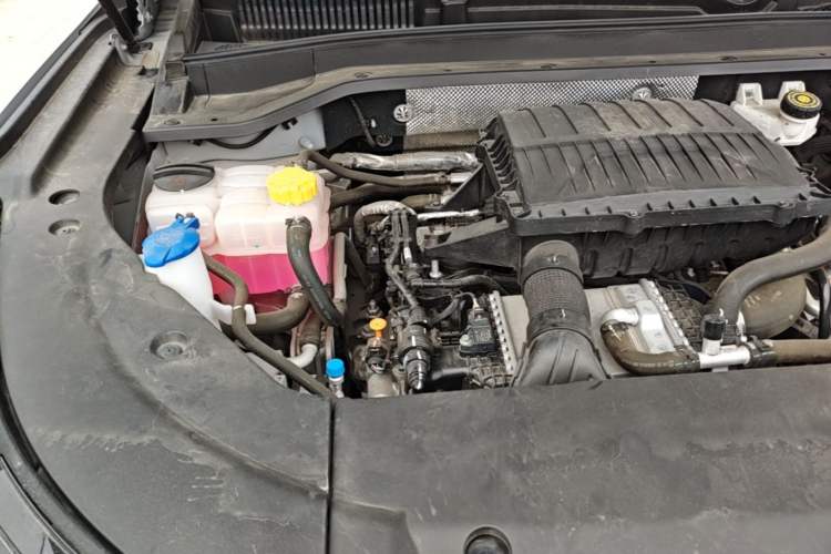 Used Chery Fengyun T9 2024 120 Long-Range Flagship Version 7 Seats Ternary Lithium Engine Bay Right