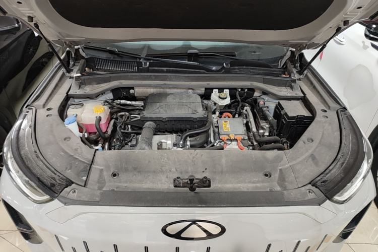 Used Chery Fengyun T9 2024 120 Long-Range Flagship Version 7 Seats Ternary Lithium Engine Bay