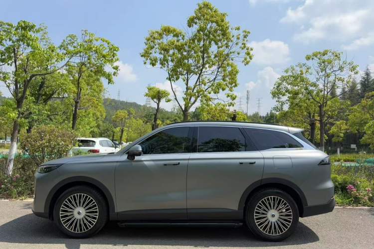 Used Chery Fengyun T9 2024 120 Long-Range Flagship Version 7 Seats Ternary Lithium Exterior 10