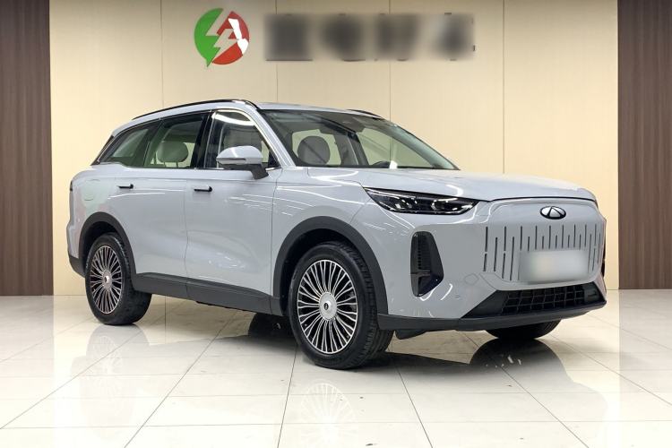 Used Chery Fengyun T9 2024 120 Long-Range Flagship Version 7 Seats Ternary Lithium Exterior 2