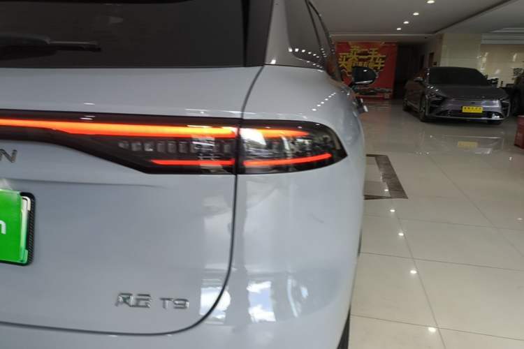 Used Chery Fengyun T9 2024 120 Long-Range Comfort Version 5-Seater with Ternary Lithium Battery Exterior 3