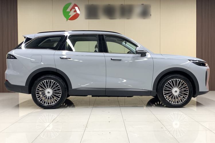 Used Chery Fengyun T9 2024 120 Long-Range Flagship Version 7 Seats Ternary Lithium Exterior 3