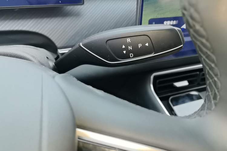 Used Chery Fengyun T9 2024 120 Long-Range Luxury Version 5 Seats Lithium Iron Phosphate Gear Lever