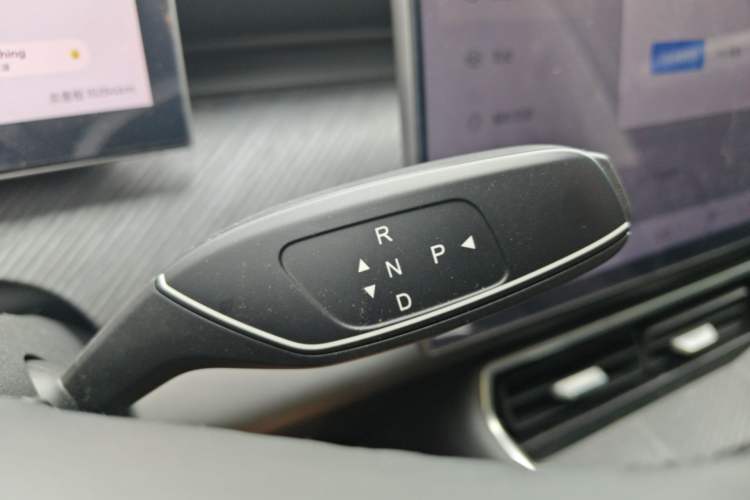 Used Chery Fengyun T9 2024 Restyled 120 Long-Range Version Comfort Trim 5 Seats Lithium Iron Phosphate Gear Lever