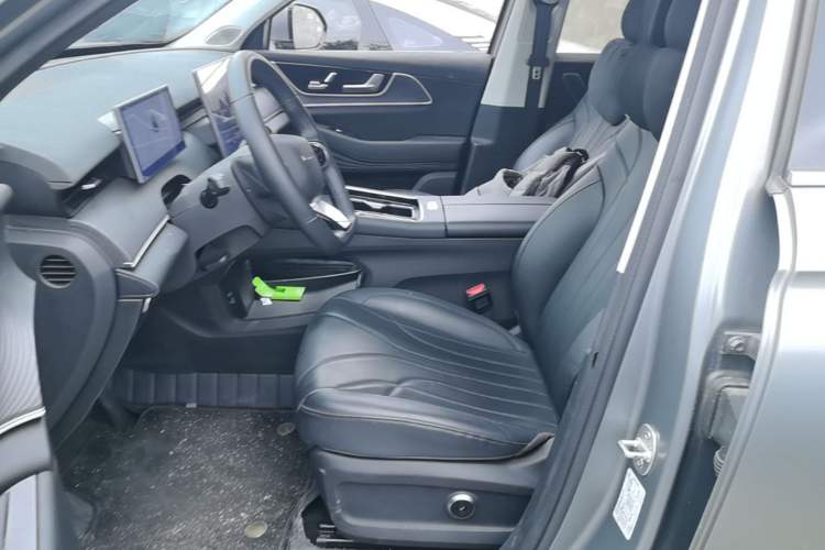 Used Chery Fengyun T9 2024 120 Long-Range Luxury Version 5 Seats Lithium Iron Phosphate Left Front Seat