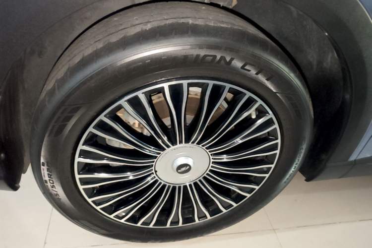 Used Chery Fengyun T9 2024 120 Long-Range Flagship Version 7 Seats Ternary Lithium Left Front Wheel Hub