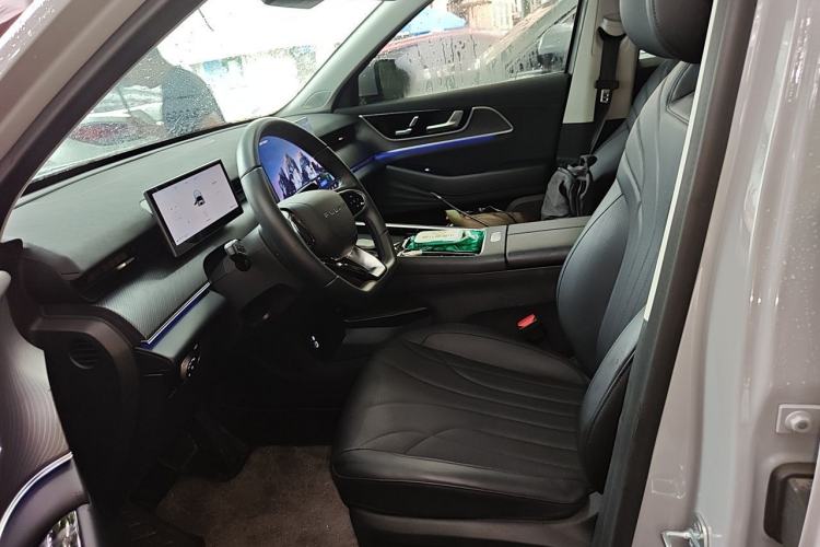 Used Chery Fengyun T9 2024 120 Long-Range Comfort Version 7-Seater Lithium-Ion Battery Left Rear Seat