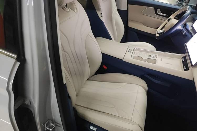 Used Chery Fengyun T9 2024 120 Long-Range Flagship Version 7 Seats Ternary Lithium Right Front Seat