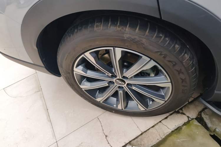 Used Chery Fengyun T9 2024 120 Long-Range Comfort Version 5 Seats Lithium Iron Phosphate Right Rear Wheel Hub