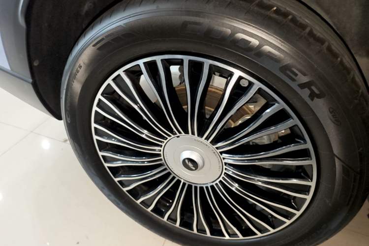 Used Chery Fengyun T9 2024 120 Long-Range Flagship Version 7 Seats Ternary Lithium Right Rear Wheel Hub