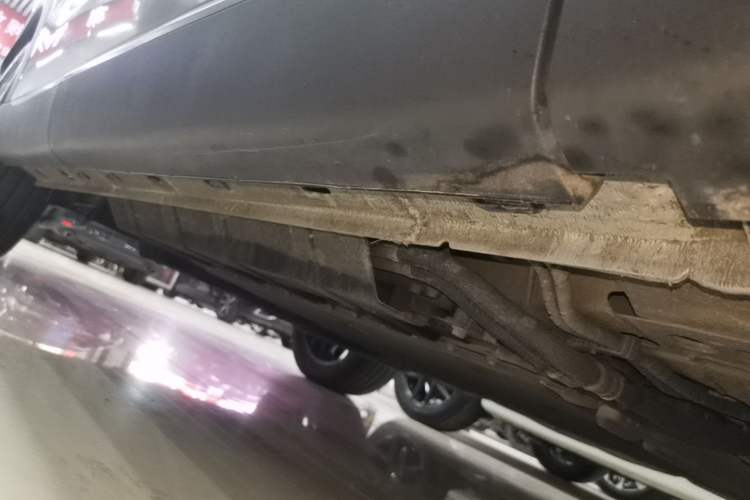 Used Chery Fengyun T9 2024 120 Long-Range Luxury Version 5 Seats Lithium Iron Phosphate Right Side Sill